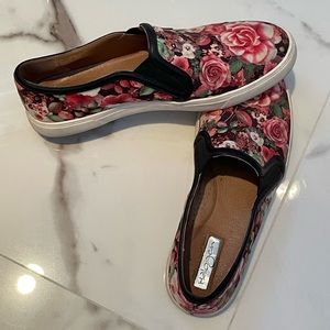 Halogen Floral Skater Shoes
